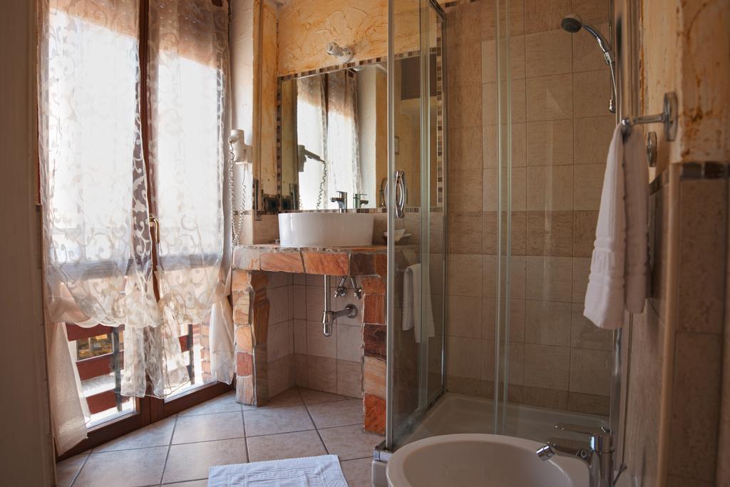 La Manta Guest House Альгеро Экстерьер фото